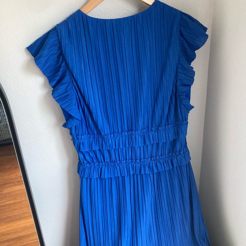 Taylor Pleated Tiered Midi Dress in Blue 8 - Picture 6 of 8